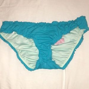 Ruffle mini bikini